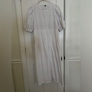 Old Navy White Tiered Sundress Casual Short Sleeve